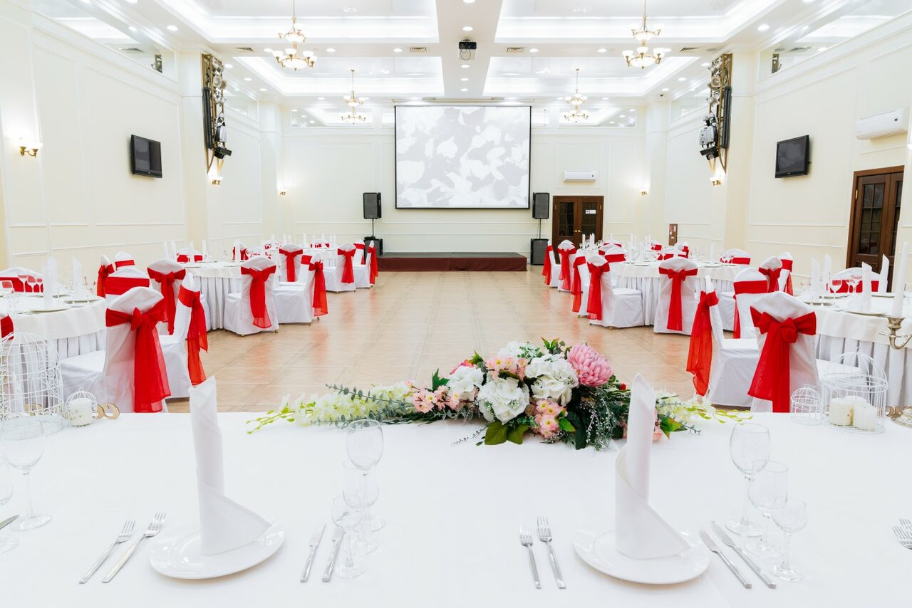 Арендовать Отель Полюстрово