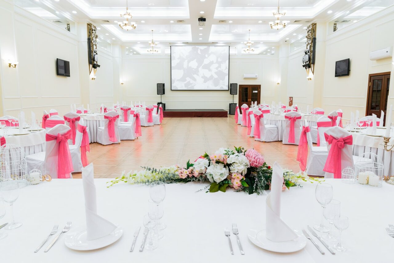 Арендовать Отель Полюстрово