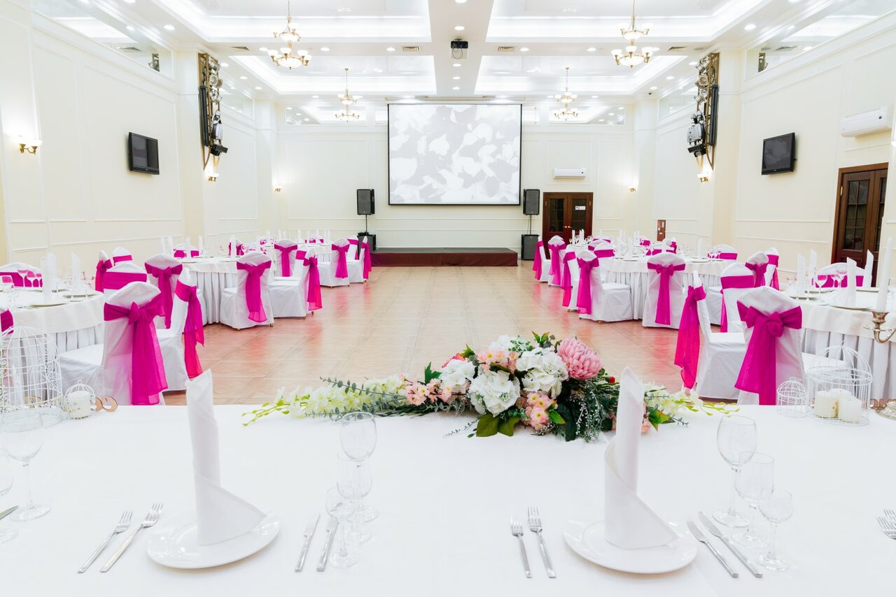 Арендовать Отель Полюстрово