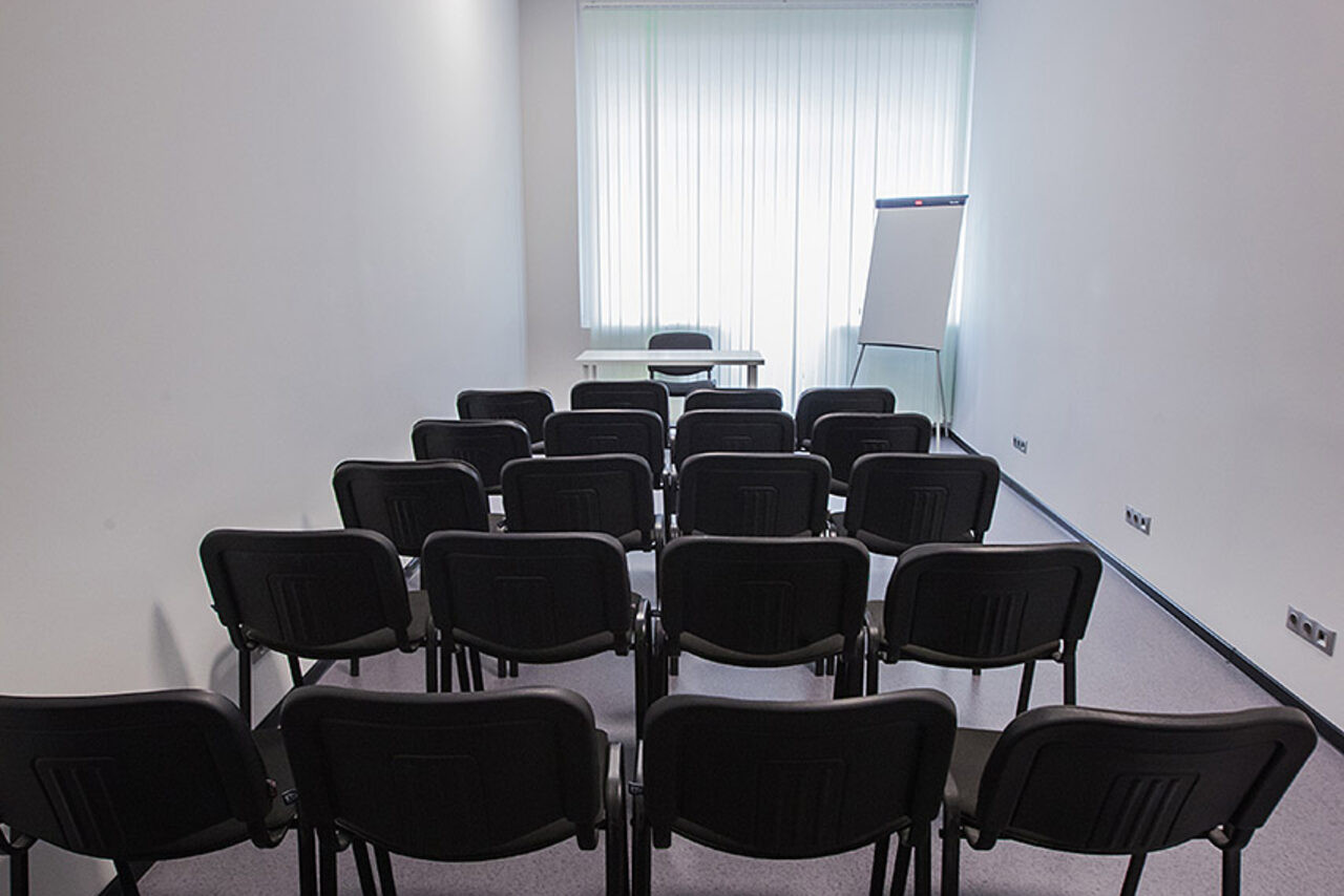 Арендовать  Зал для проведения мастер-классов, совещаний и тренингов