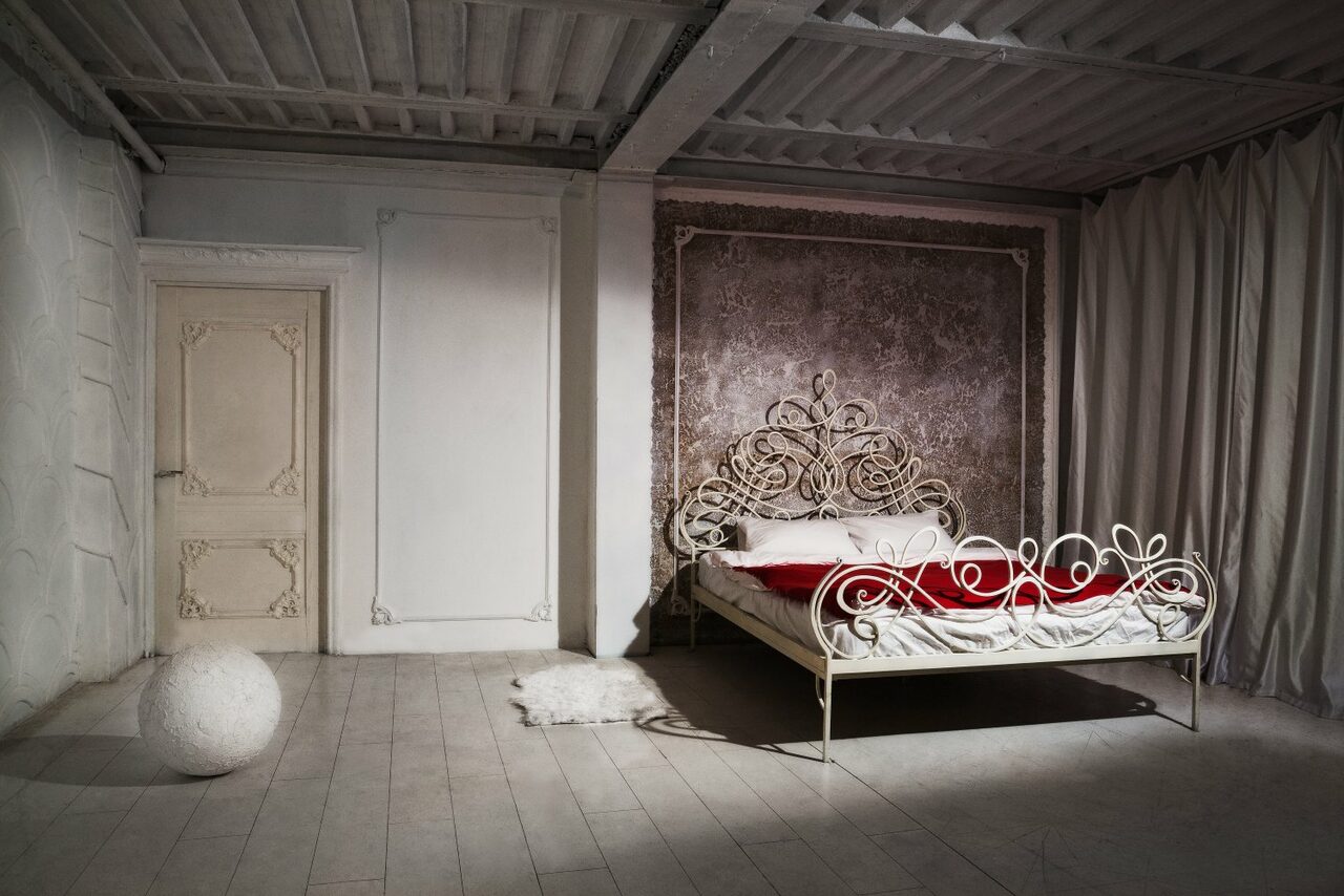 Арендовать 713.Media Белый лофт на Арбате