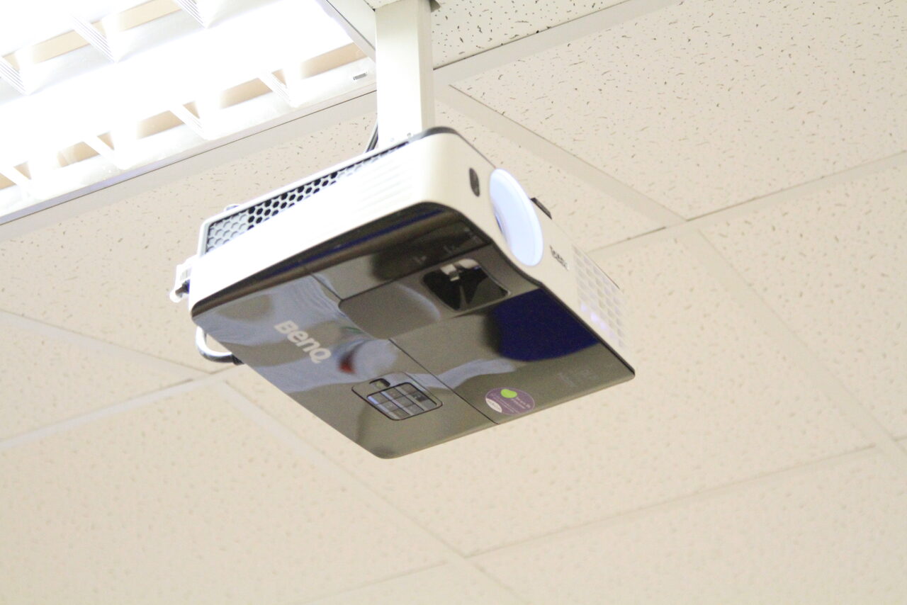 Арендовать Большой оборудованный класс