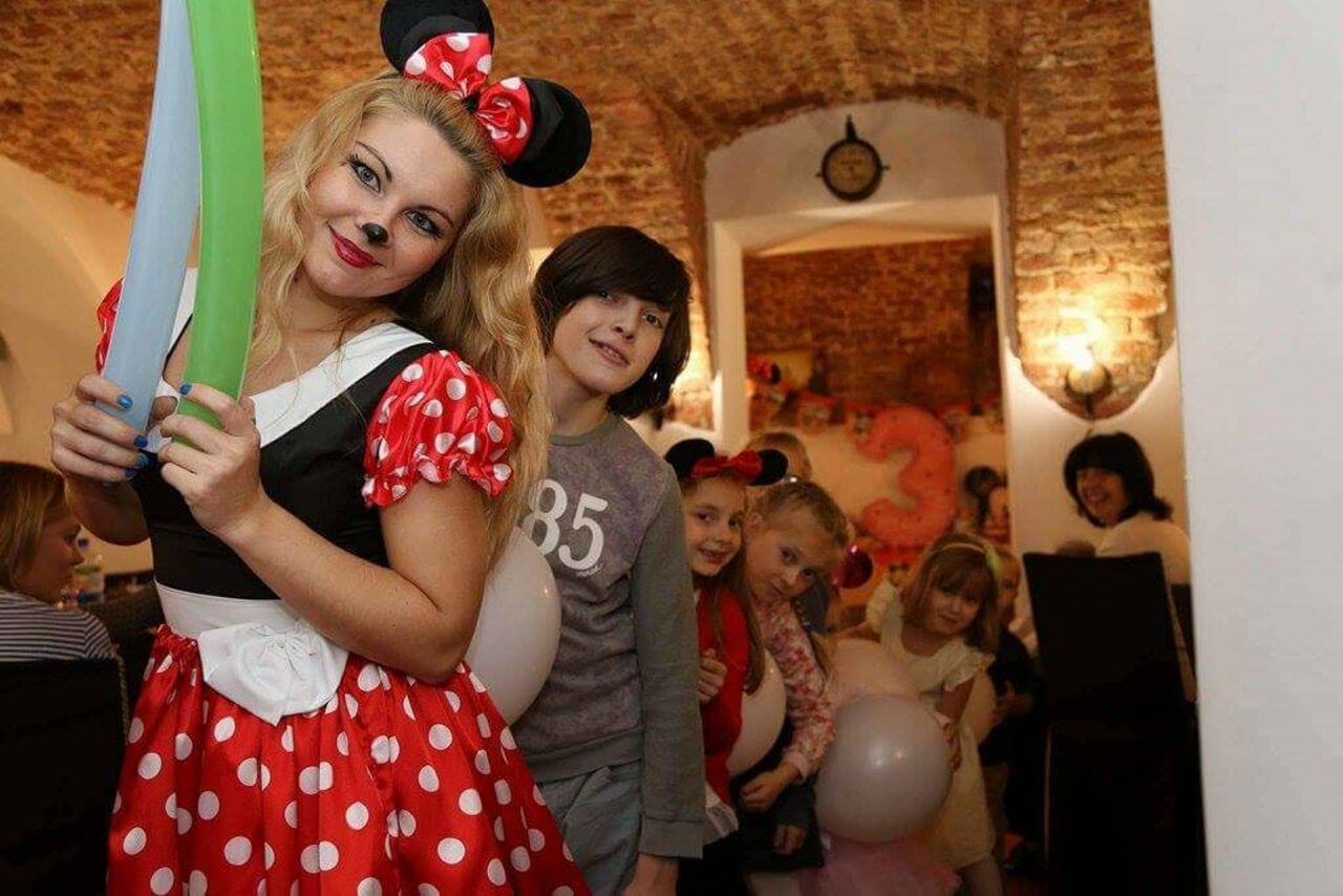 Арендовать Кафе "Old City" Романтический колонный лофт