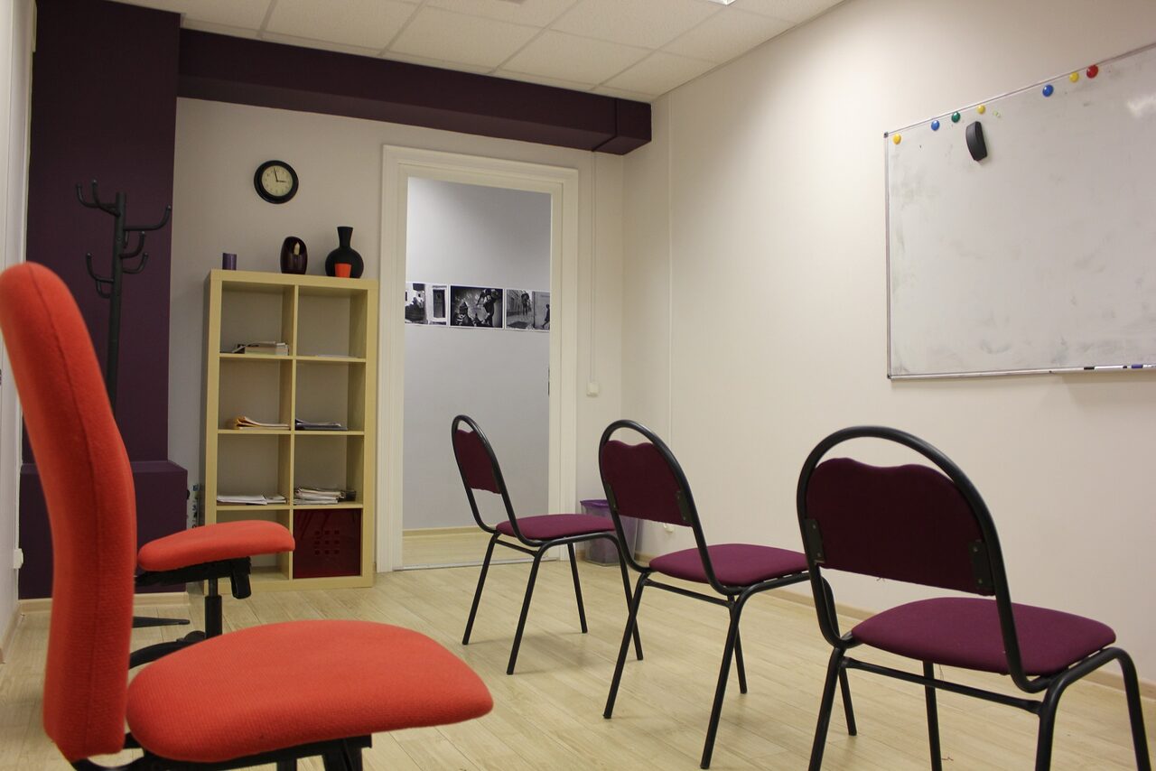 Арендовать Современное помещение для переговоров и тренингов в центре М