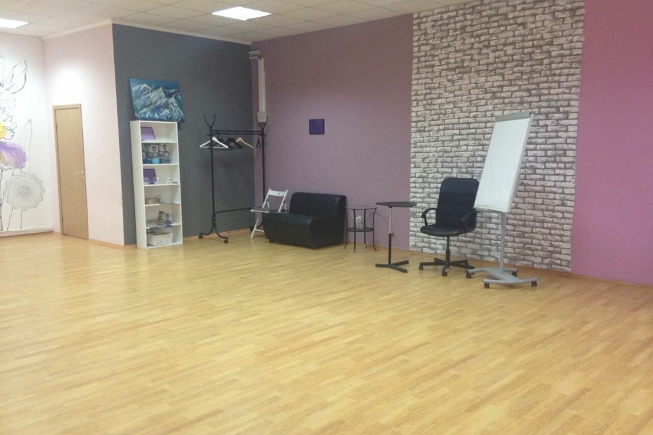 Арендовать ЛАуРА Академия Life-образования Большой тренинг-зал