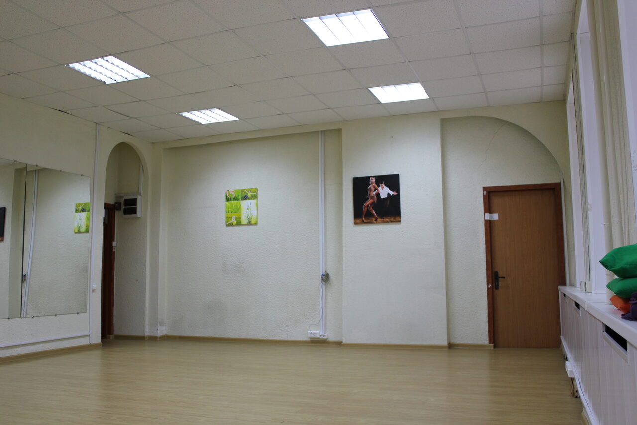 Арендовать ЛАуРА Академия Life-образования