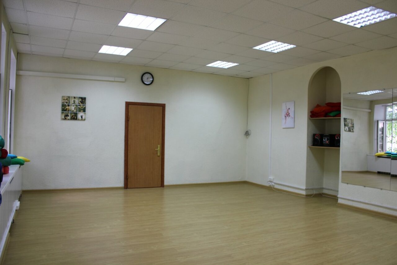 Арендовать ЛАуРА Академия Life-образования