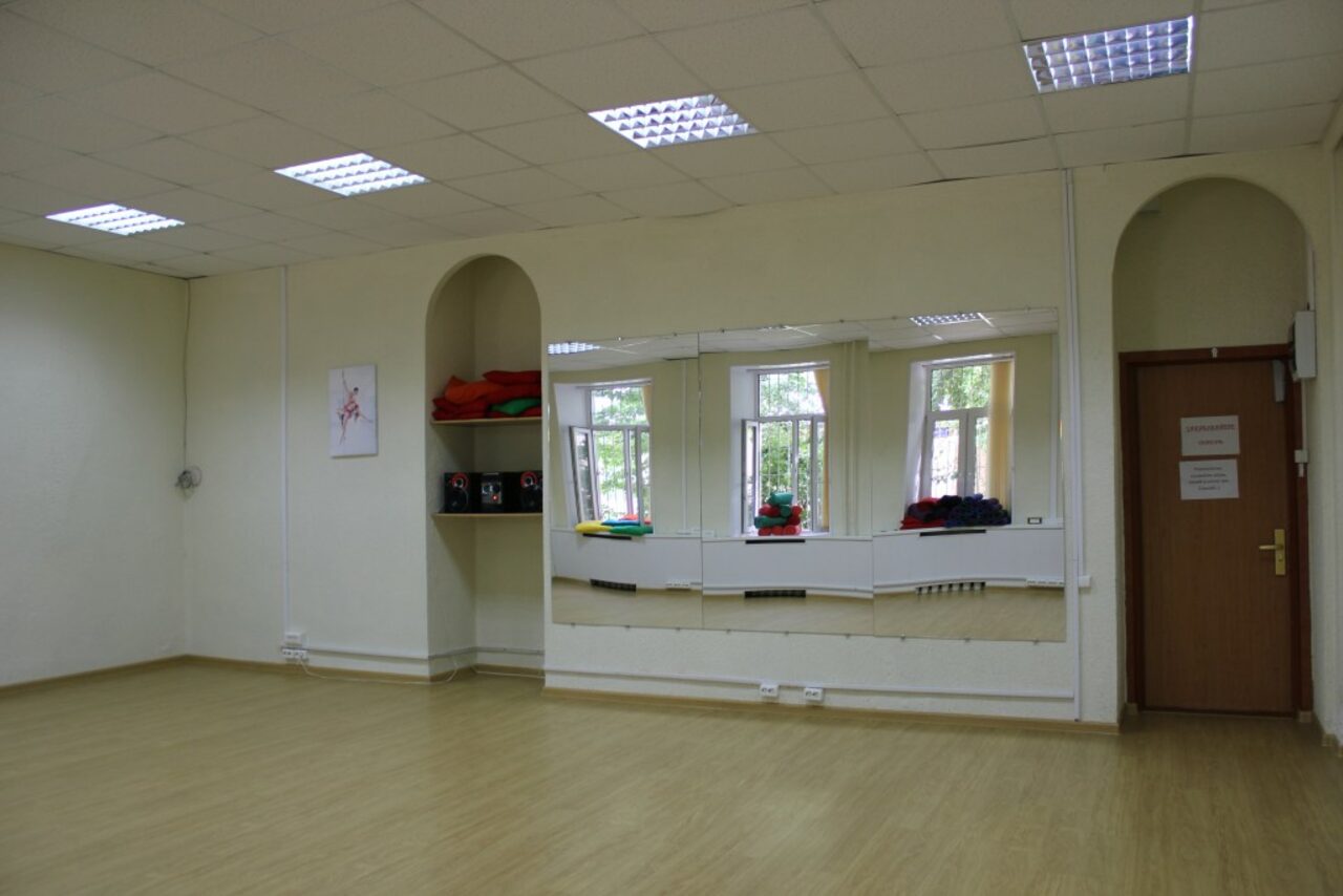 Арендовать ЛАуРА Академия Life-образования