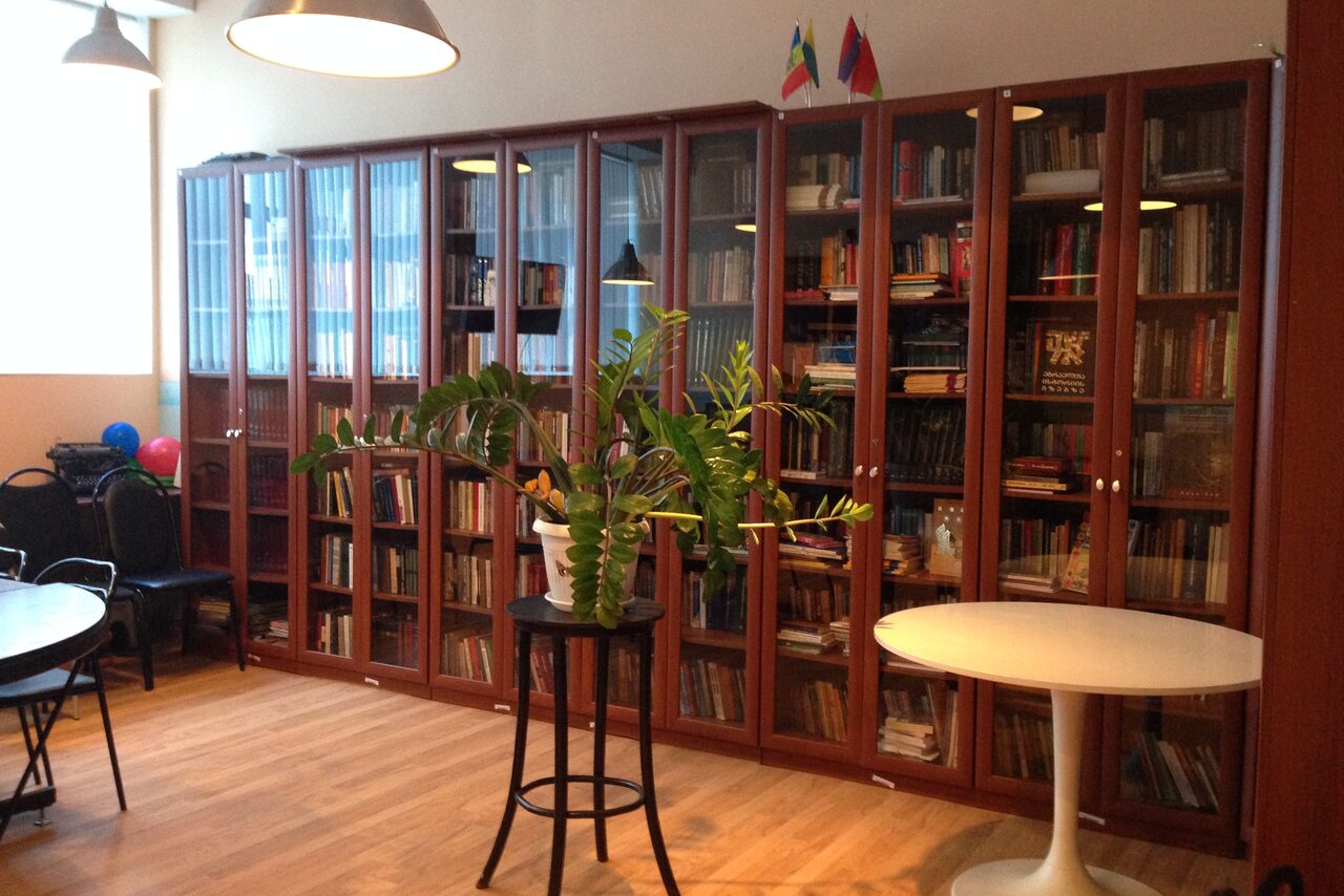 Арендовать Зал для совещаний, дней рождений