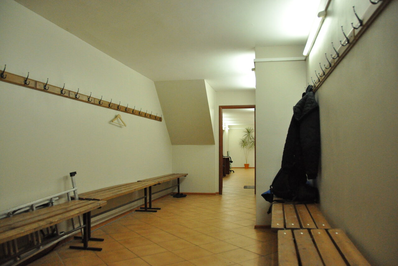 Арендовать Просторный зал для семинаров, тренингов, лекций 