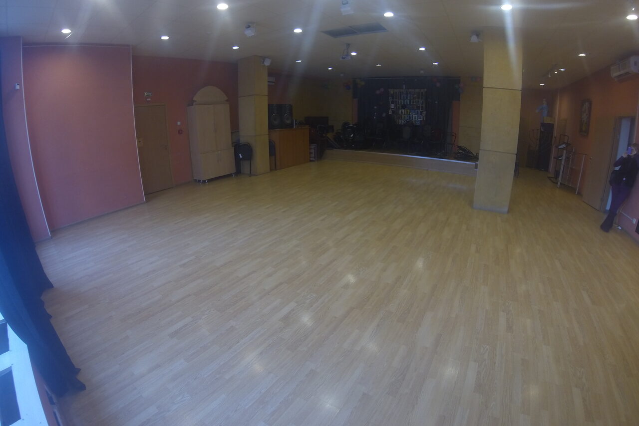 Арендовать Зал для Занятий Йогой 