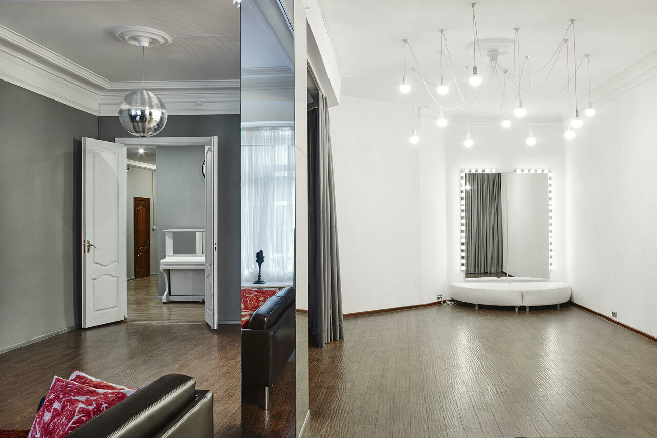 Арендовать Apartment 26 Пространство в старинном особняке