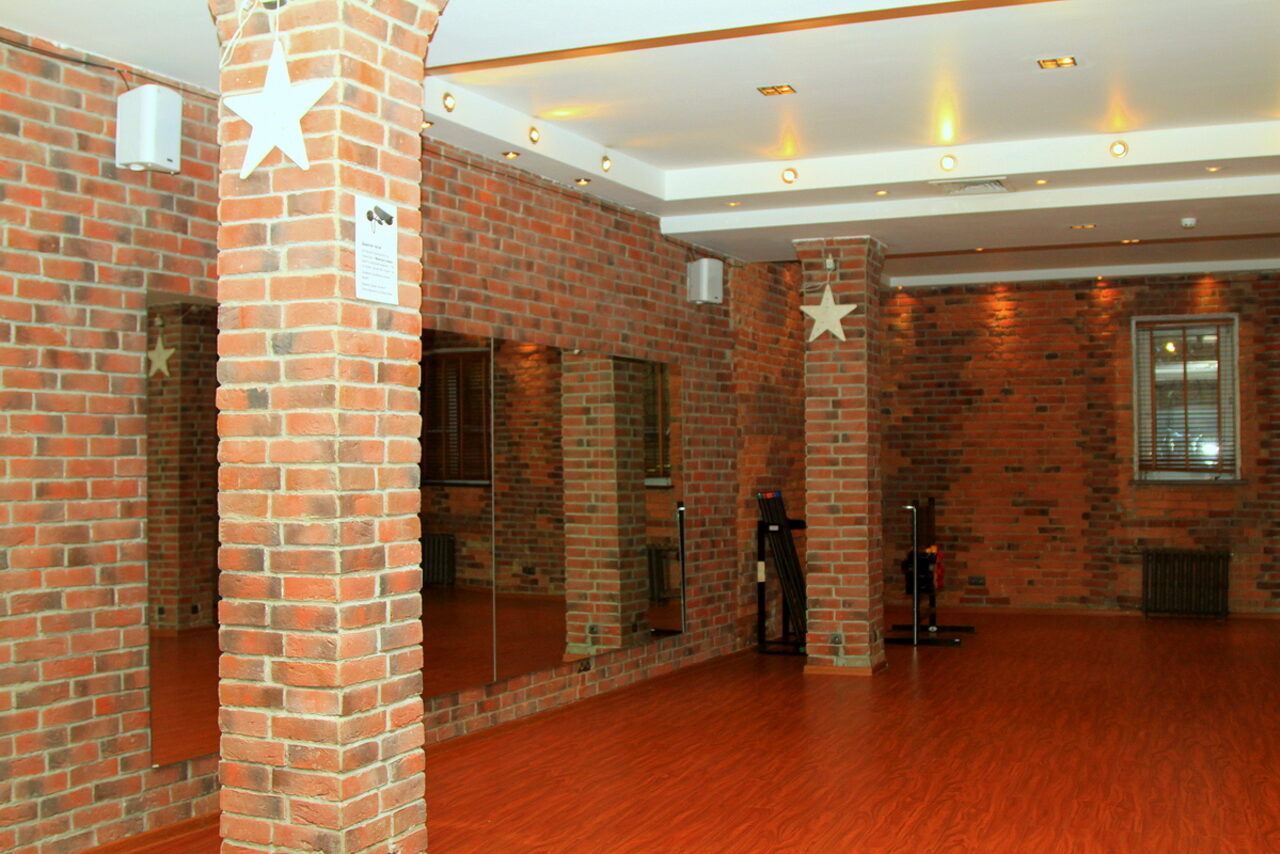 Арендовать Центр "Женский мир" Танцевальная студия с сауной