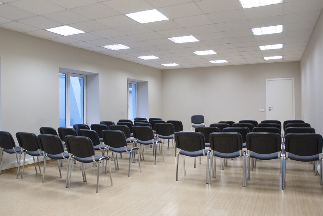 Арендовать Открытый мир 