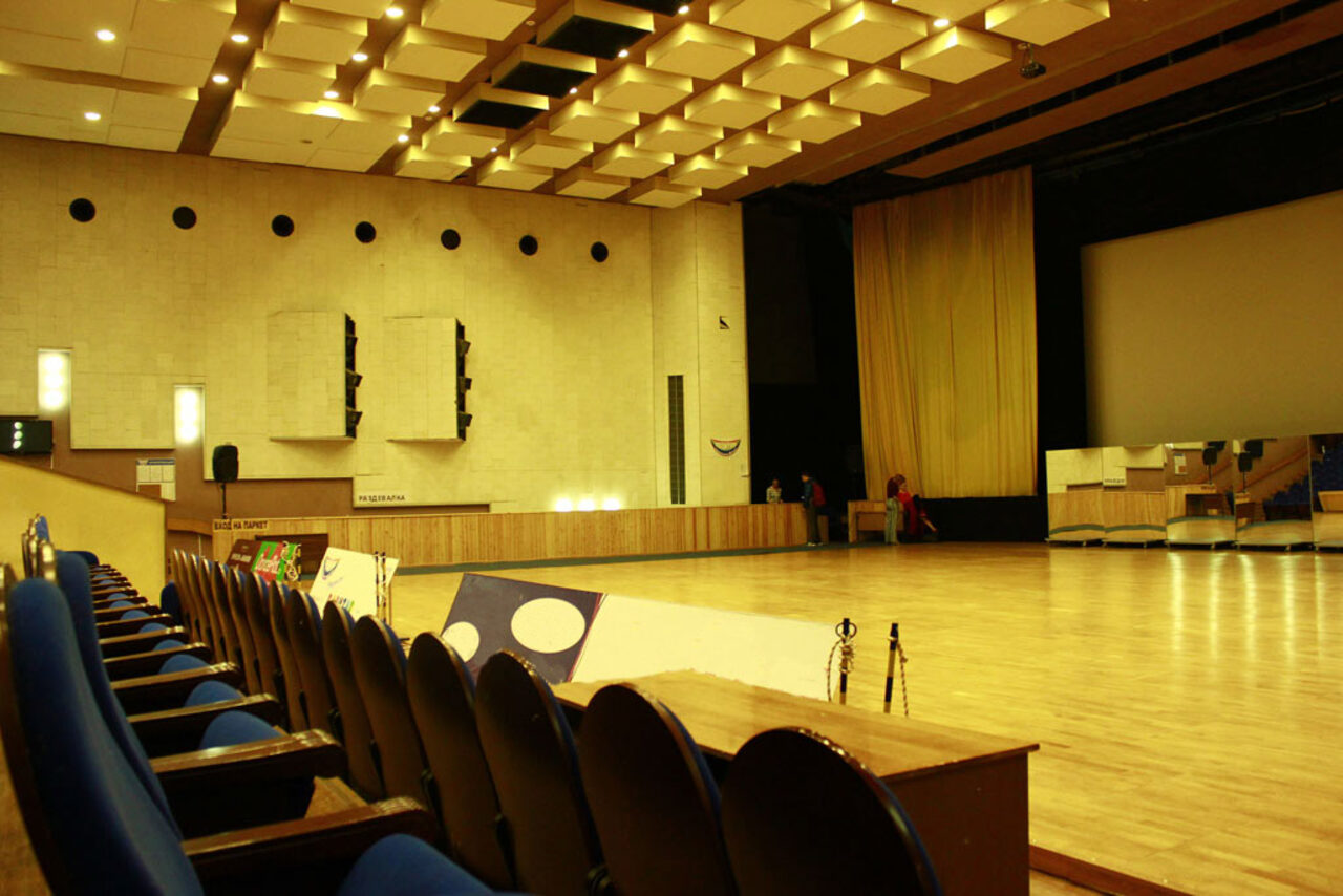 Арендовать АНО «Танцевально-спортивный центр Максимум