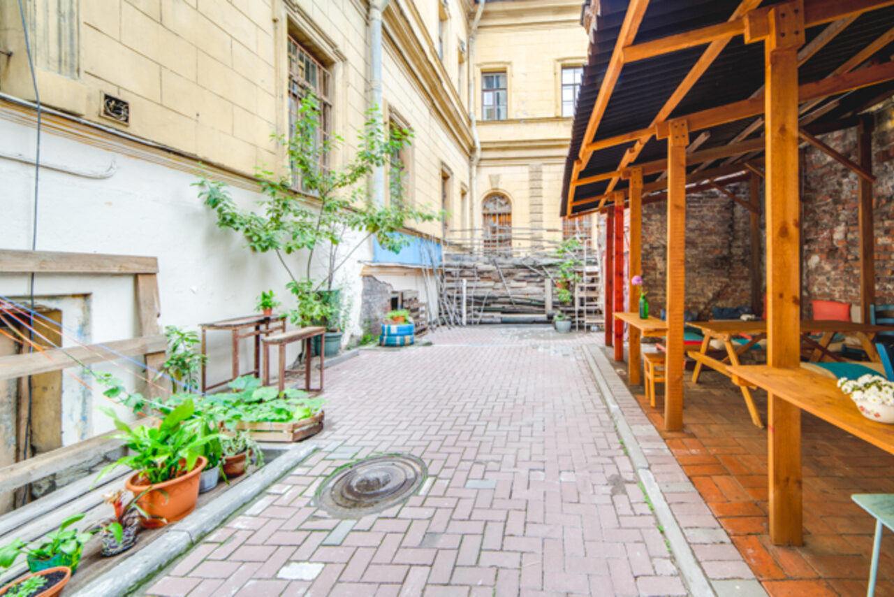 Арендовать Тайм-кафе в центре с музыкальным и акустическим оборудование