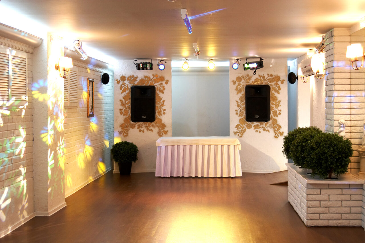 Арендовать Банкетный зал Праздник 