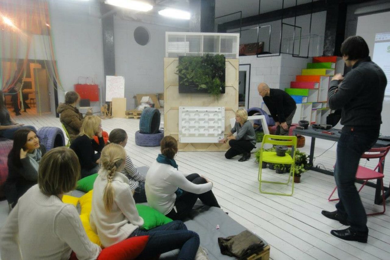 Арендовать Студия для проведения семинаров