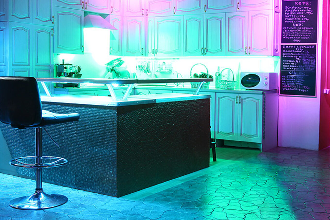 Арендовать Лофт Моя Студия Лофт-кухня, 2 этажа, свет и звук