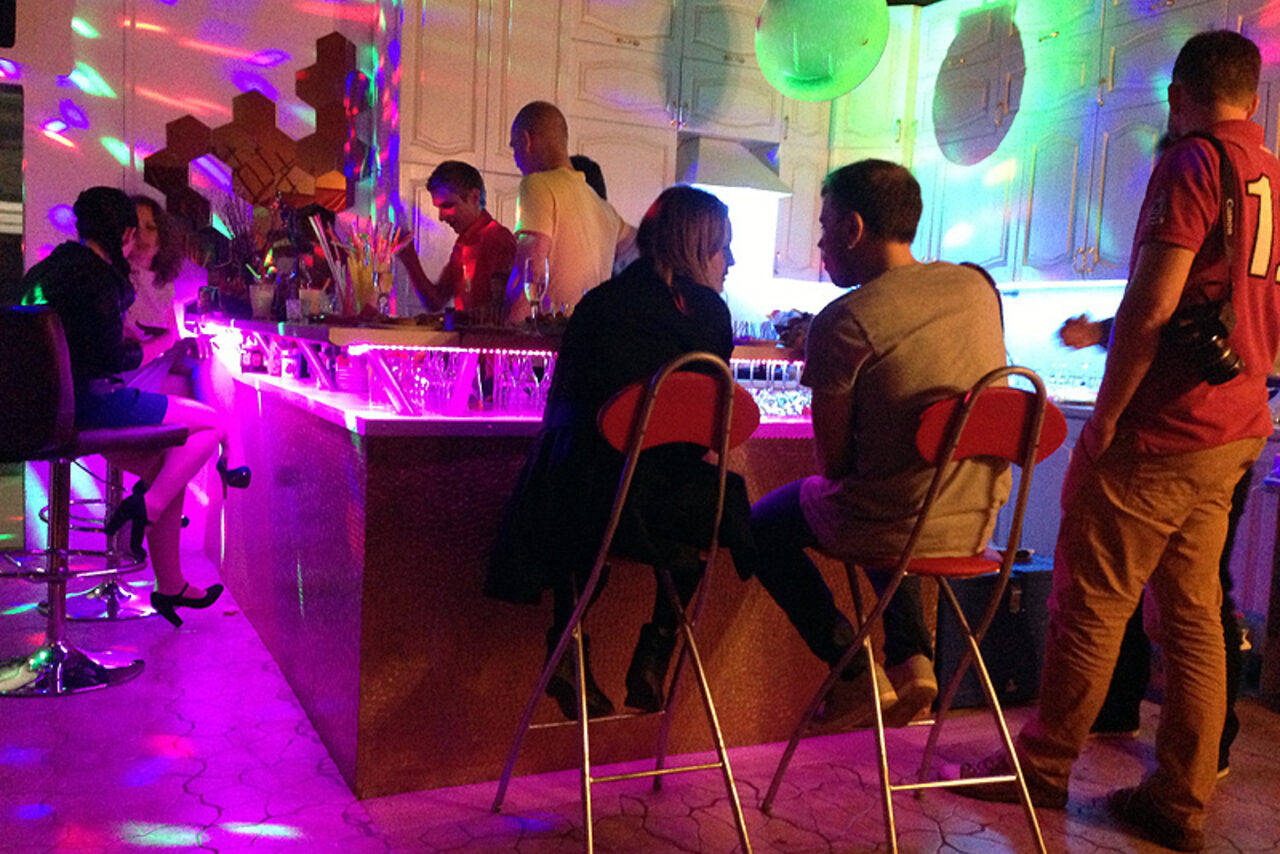 Арендовать Лофт Моя Студия Лофт-кухня, 2 этажа, свет и звук