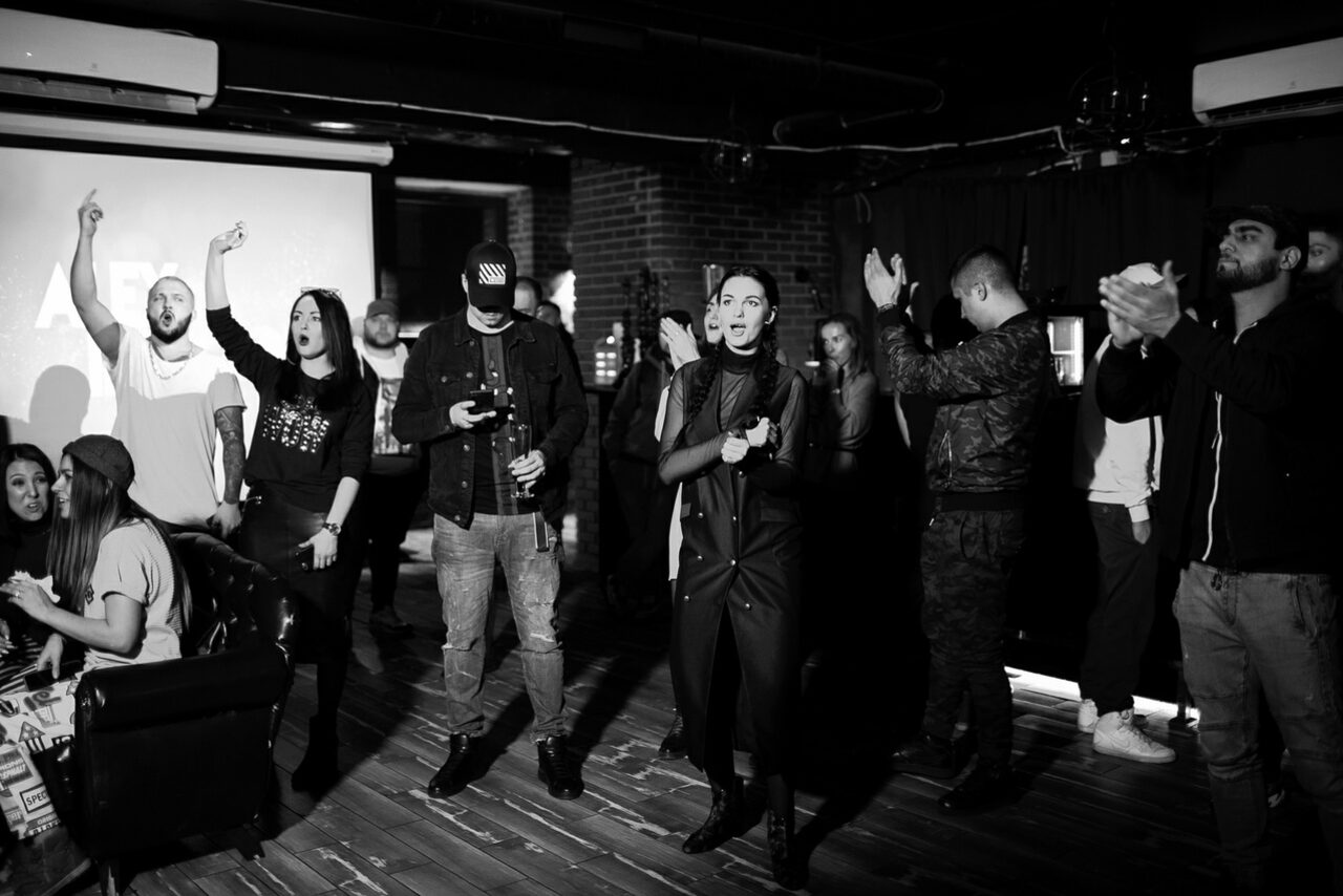 Арендовать СредаЛофт Двухуровневое лаунж-пространство