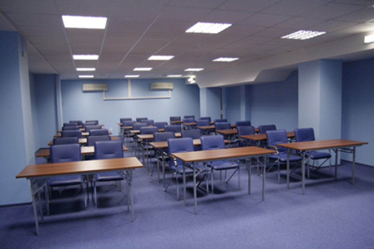 Арендовать Гостиница Охтинская