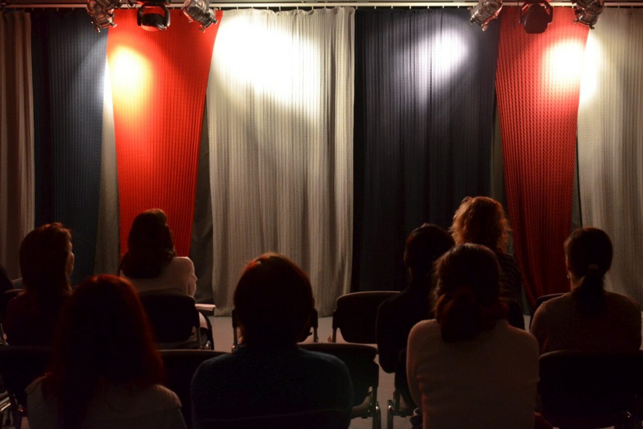 Арендовать Твоя сцена Творческая площадка со сценой