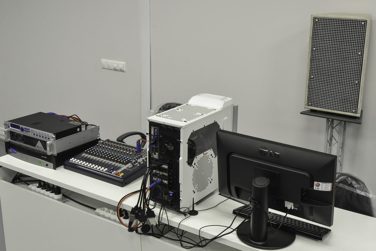 Арендовать Твоя сцена Творческая площадка со сценой