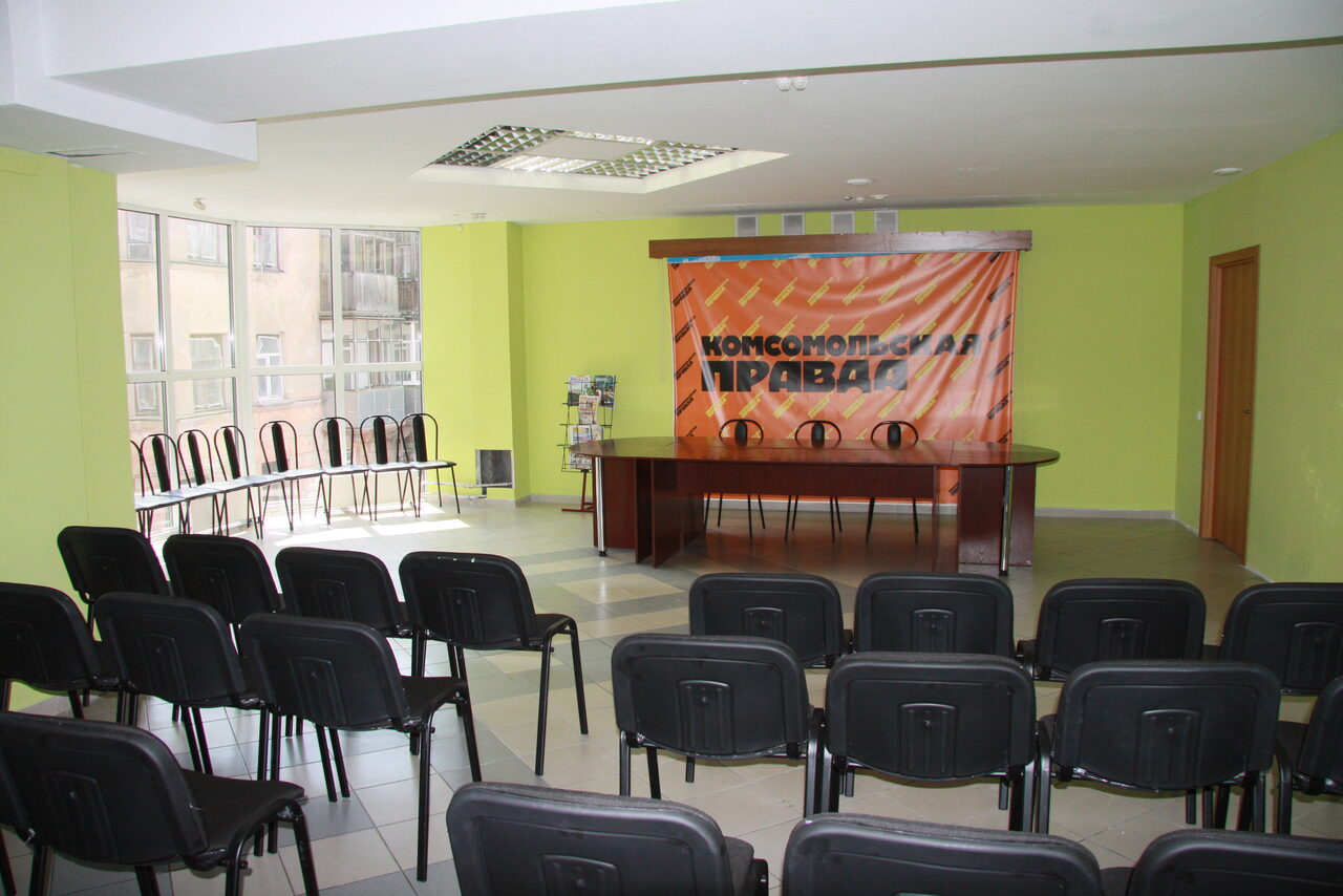 Арендовать Прожектор