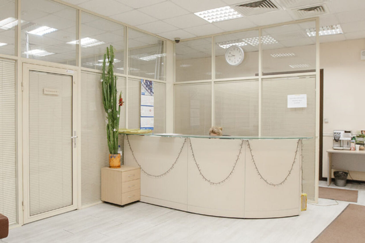 Арендовать Переговорная с кожаными креслами