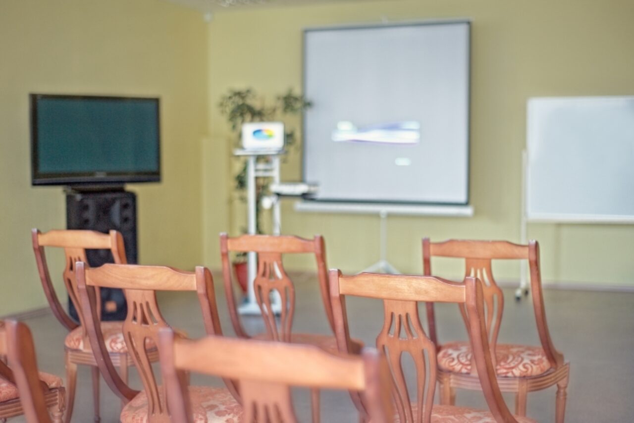 Арендовать Конференц-залы в РК "Айсберг"