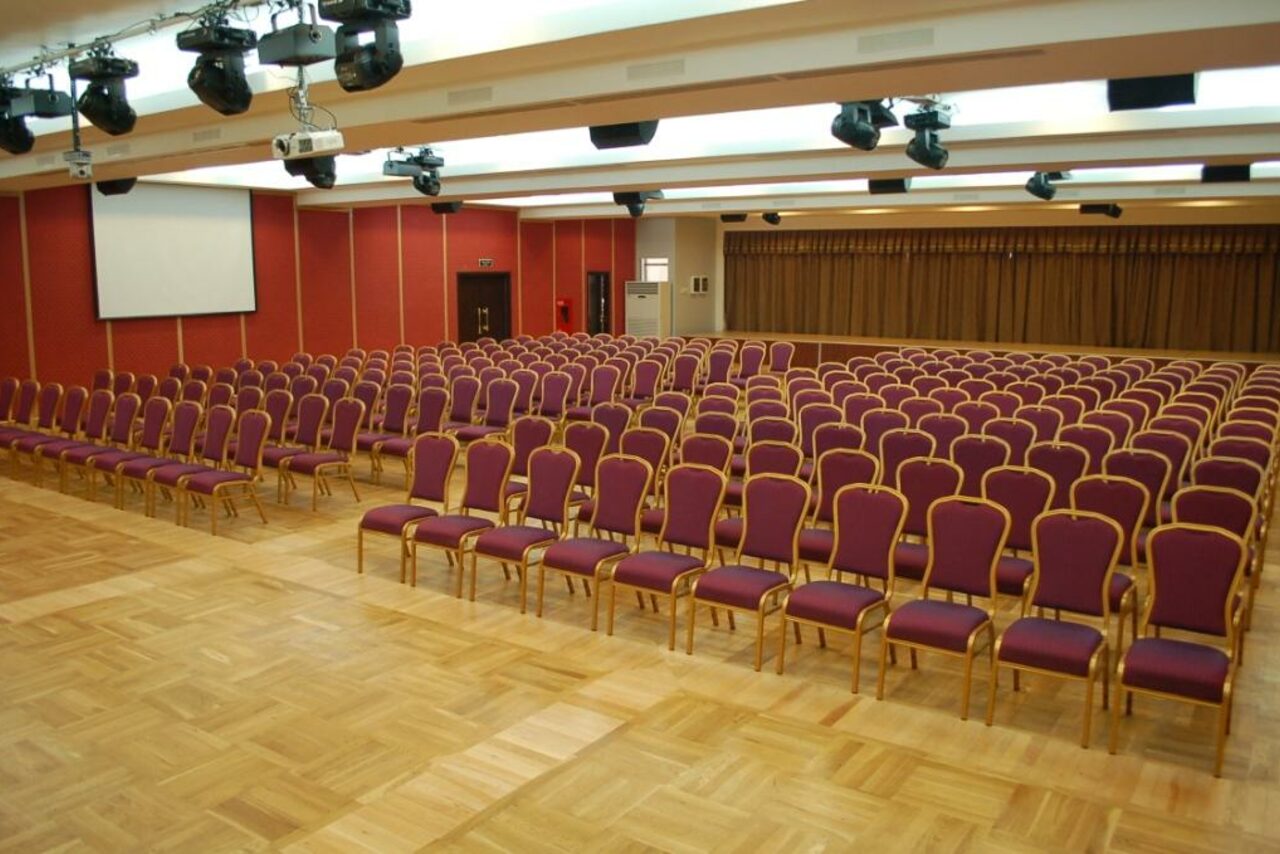 Арендовать Greenwood Expo