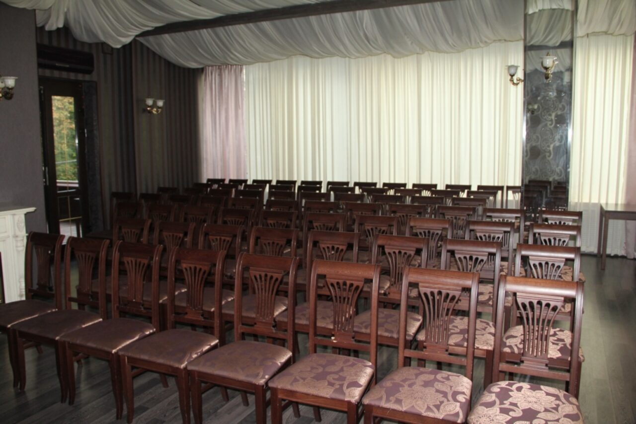 Арендовать Каминный