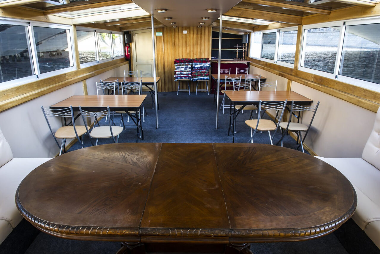 Арендовать Теплоход Фараон