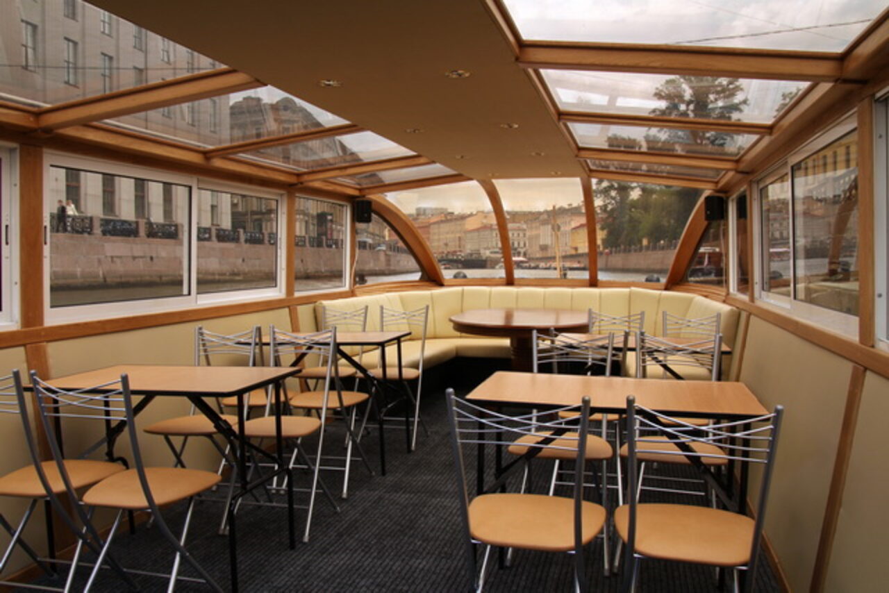 Арендовать Теплоход "Олимпия"