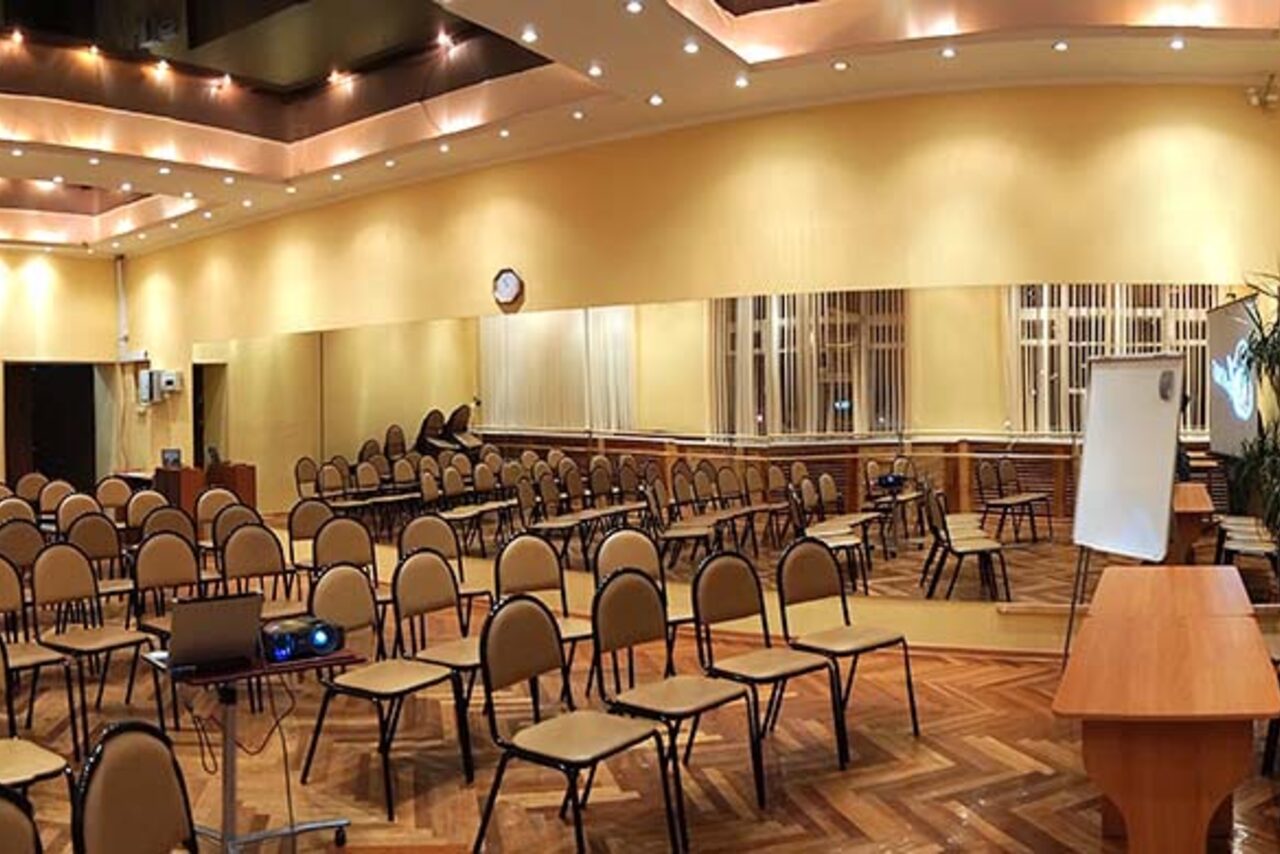 Арендовать Золотой зал