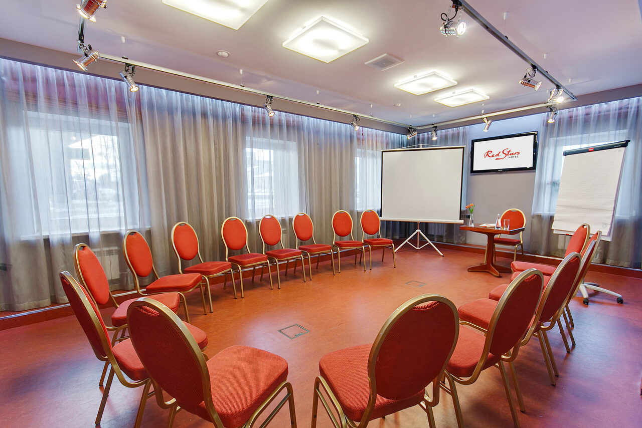 Арендовать Red Stars Hotel