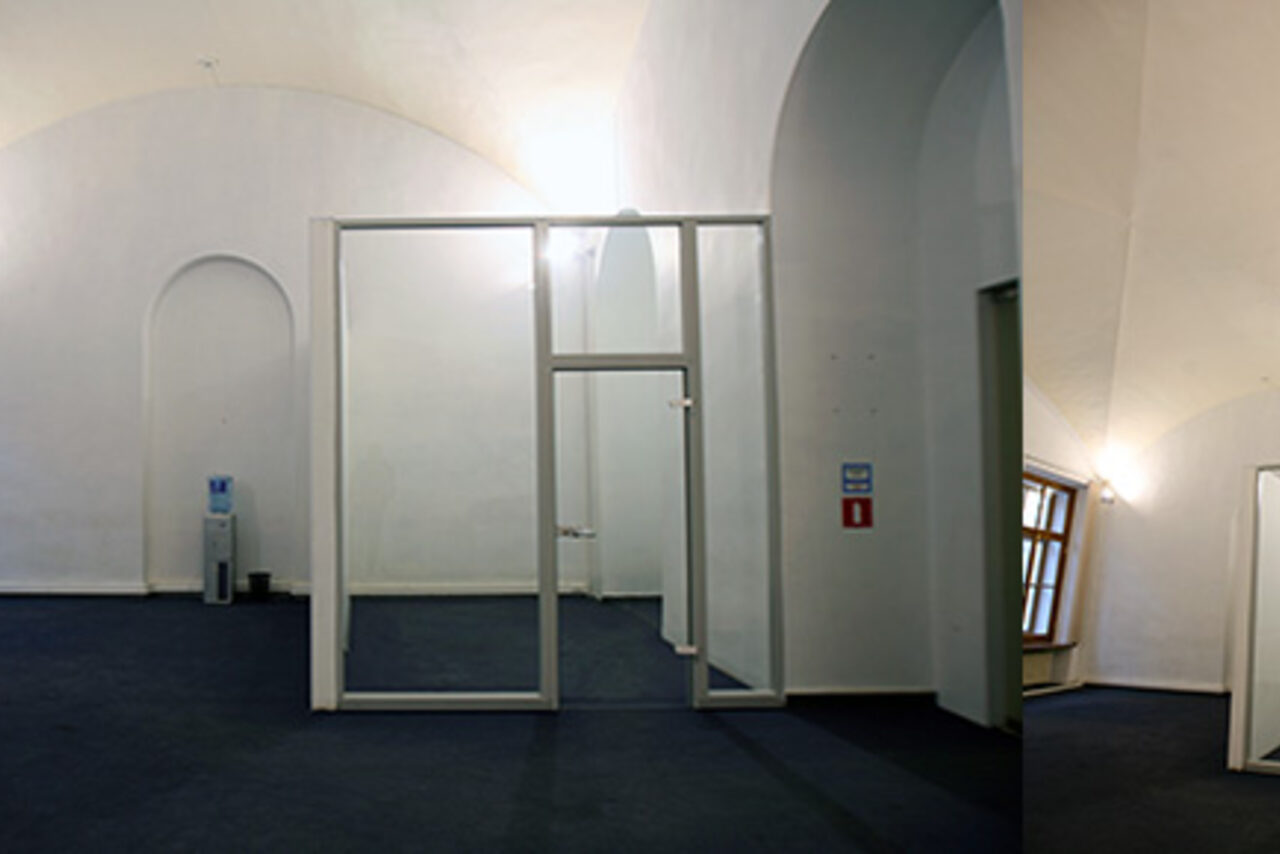 Арендовать  Зал для тренингов, семинаров №3 (1 этаж)