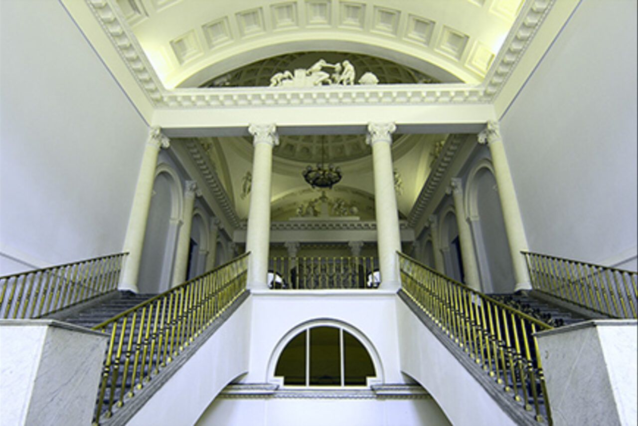 Арендовать  Зал для тренингов, семинаров №3 (1 этаж)