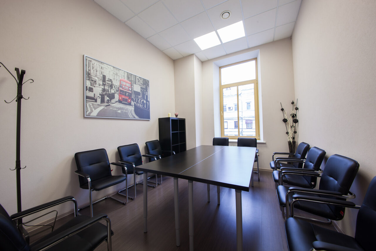 Арендовать Переговорные комнаты и конференц-залы в центре Москвы