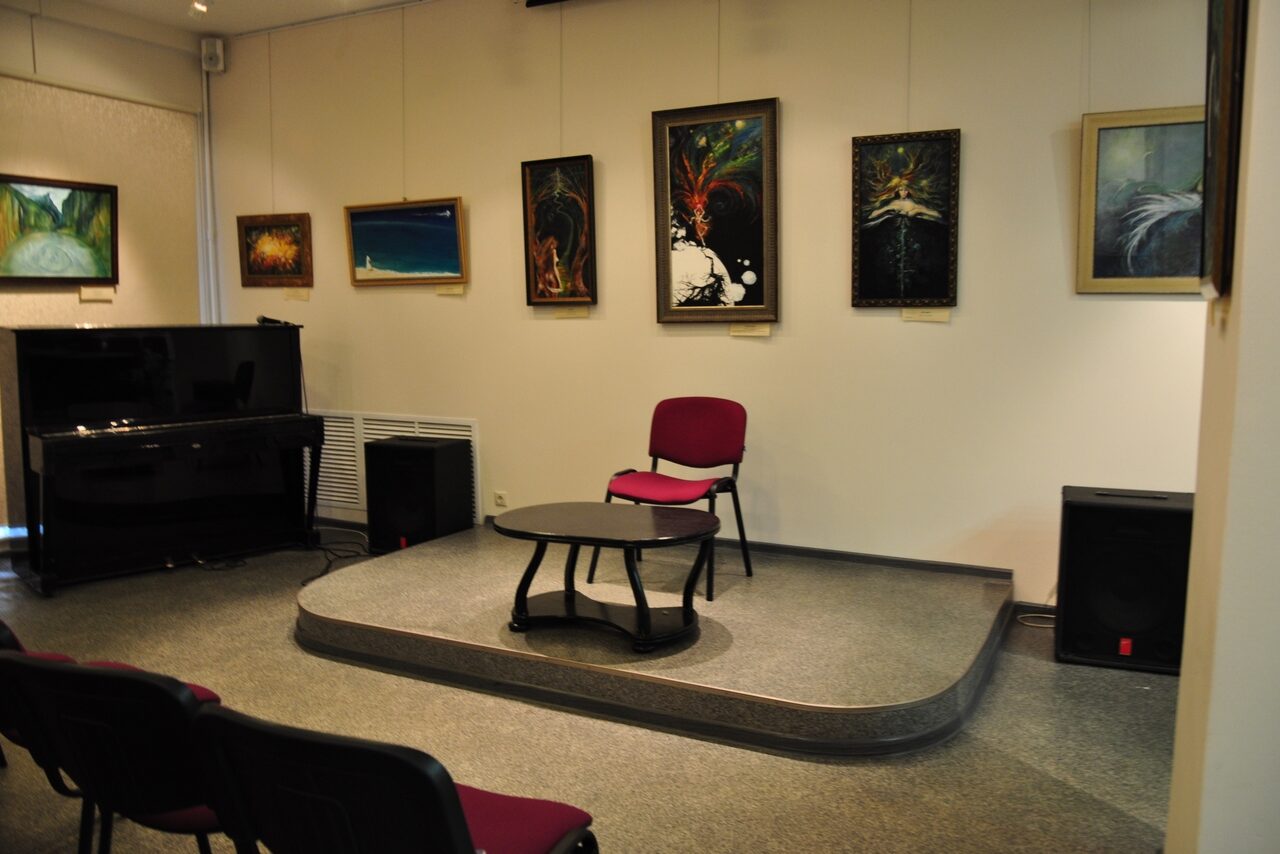 Арендовать  Библиотека-культурный центр имени М.А. Волошина