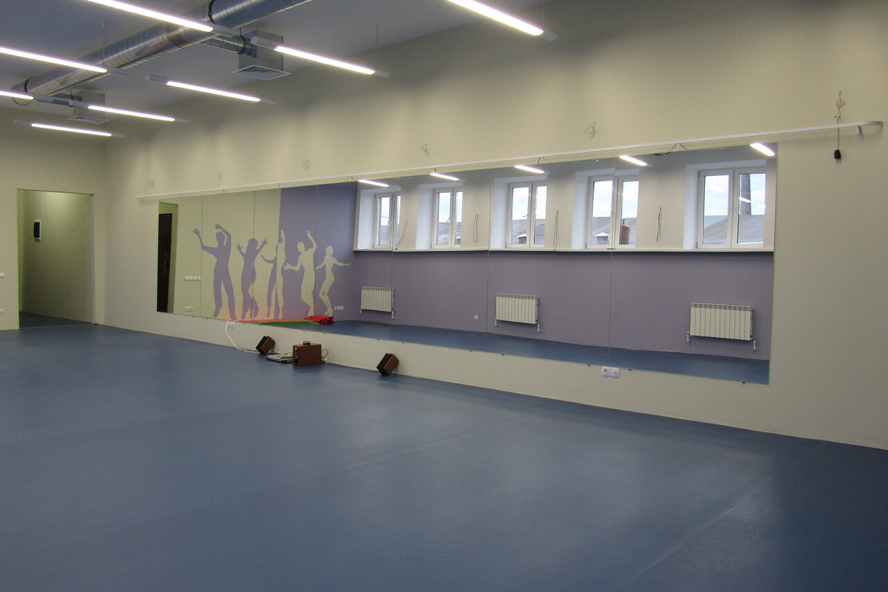 Арендовать Дом Лета, Семейный Центр Гимнастический зал