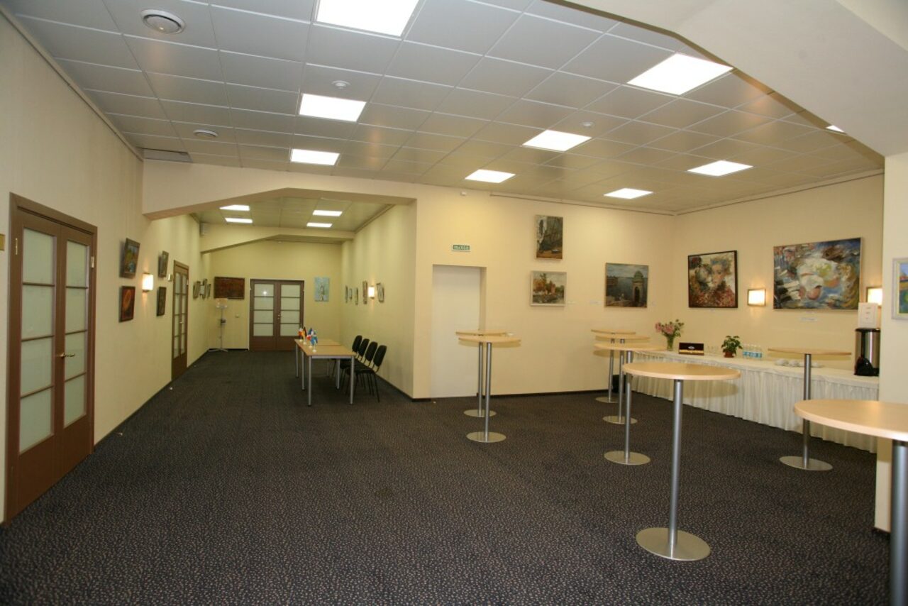 Арендовать Конференц-зал на 270 человек