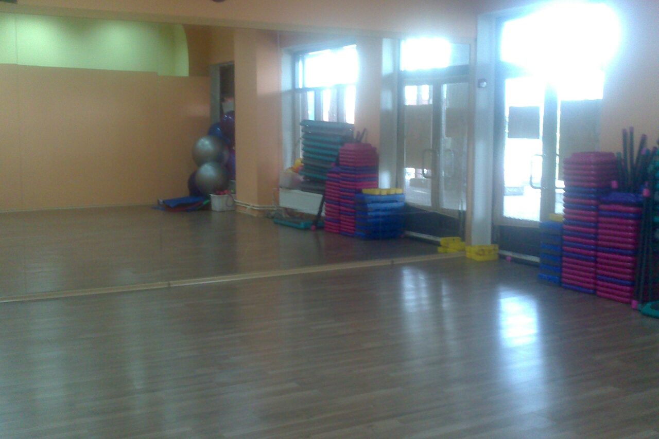 Арендовать SLIM LINE