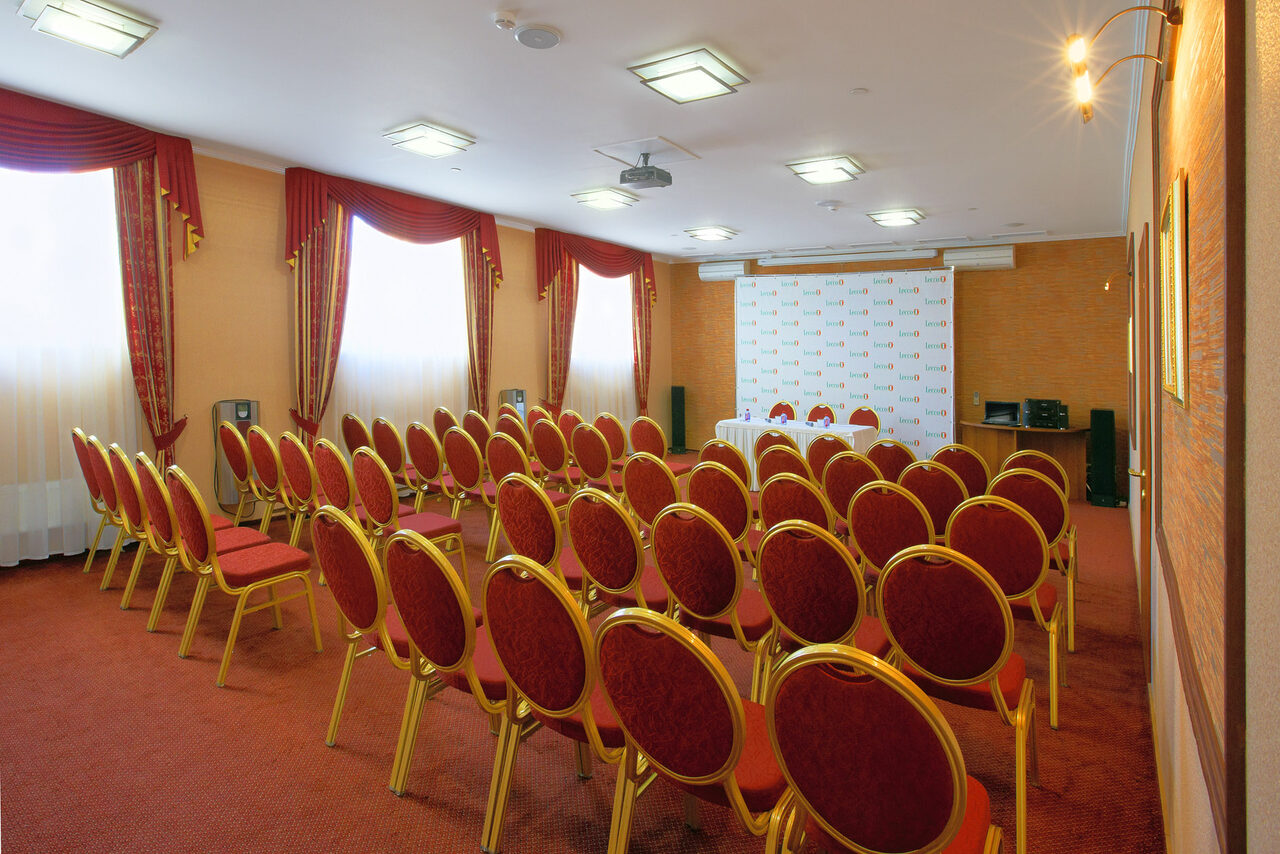 Арендовать Конференц-зал арт-отеля "Лекко"