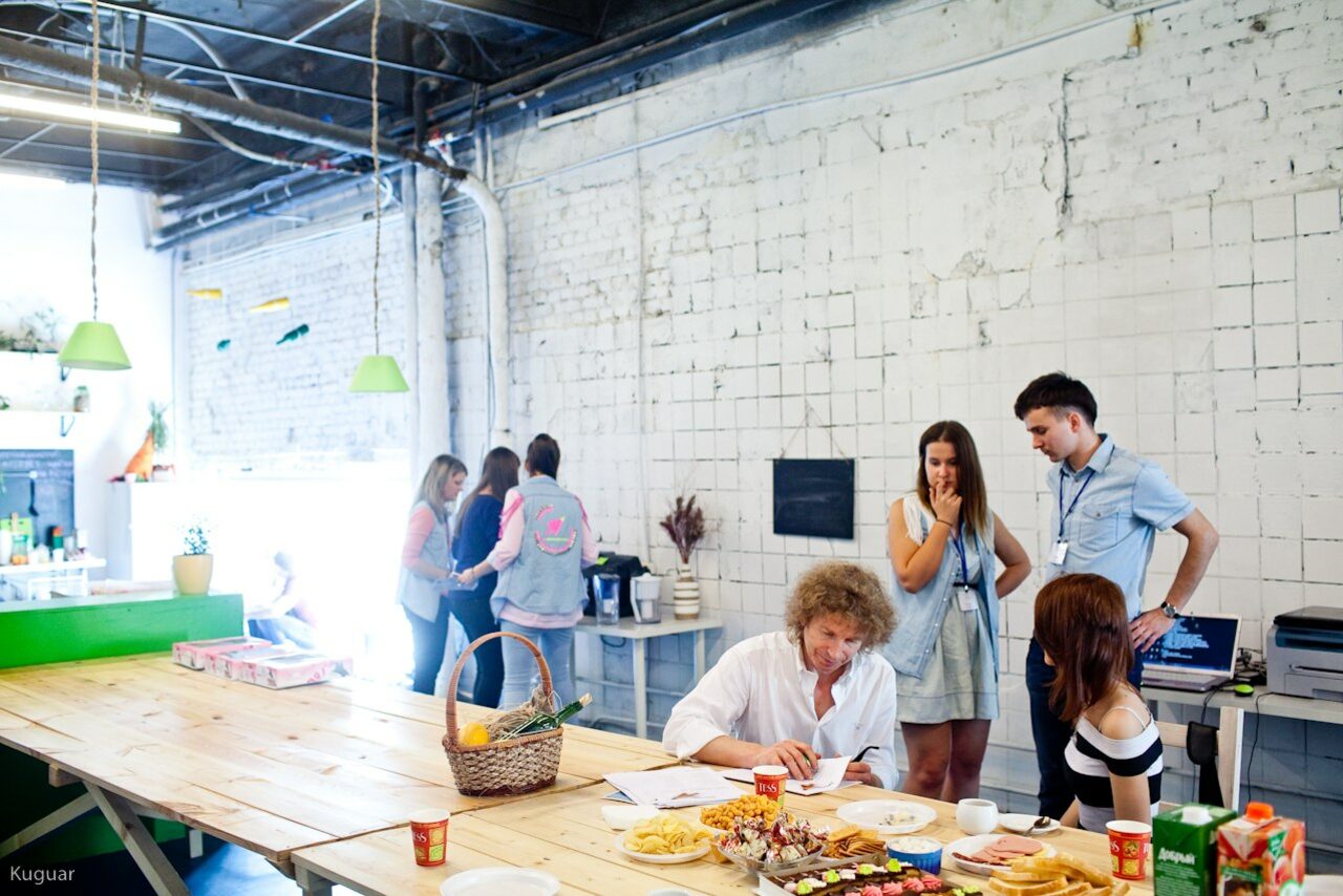 Арендовать Лофт Проект ЭТАЖИ