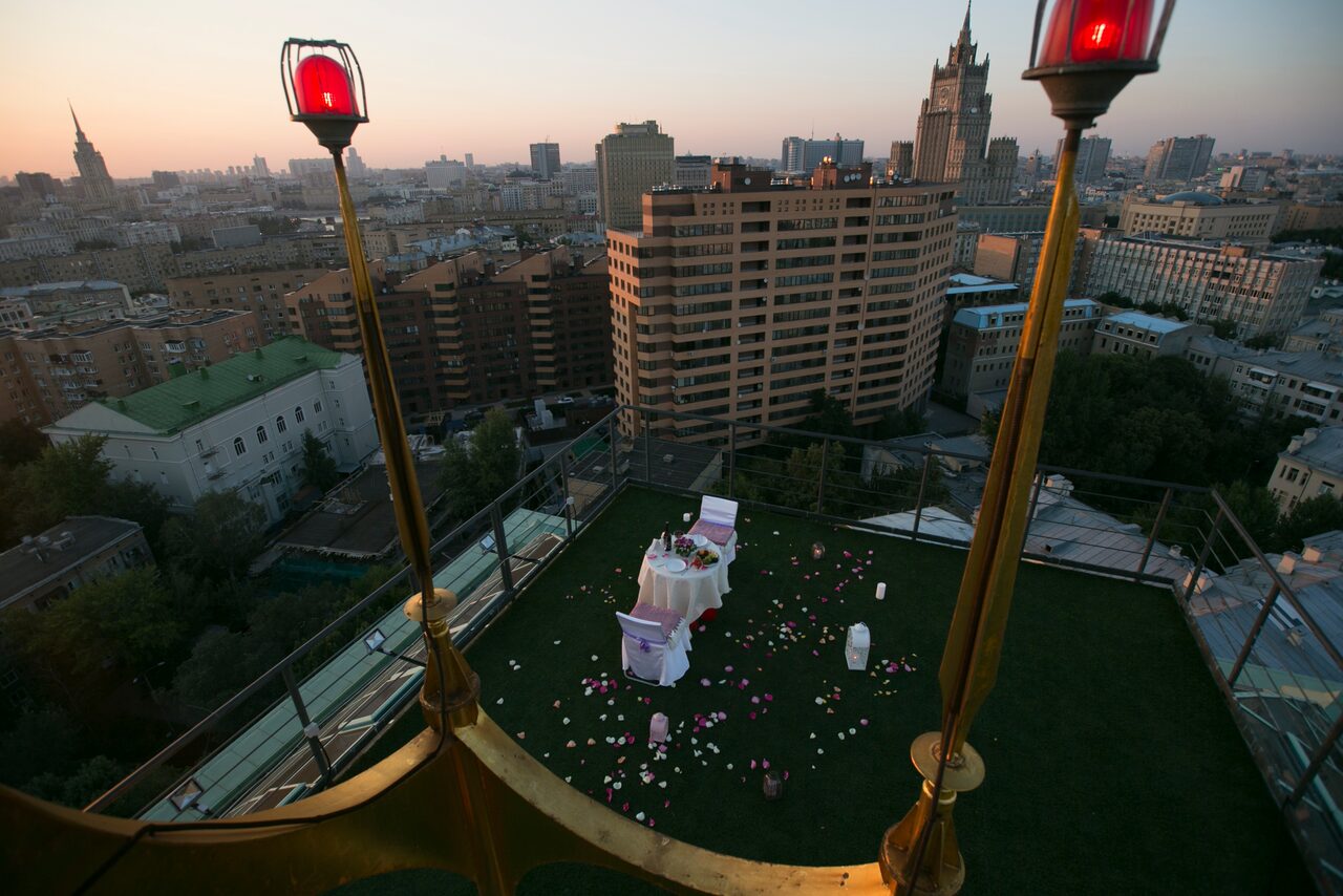 Арендовать Крыша на Смоленской