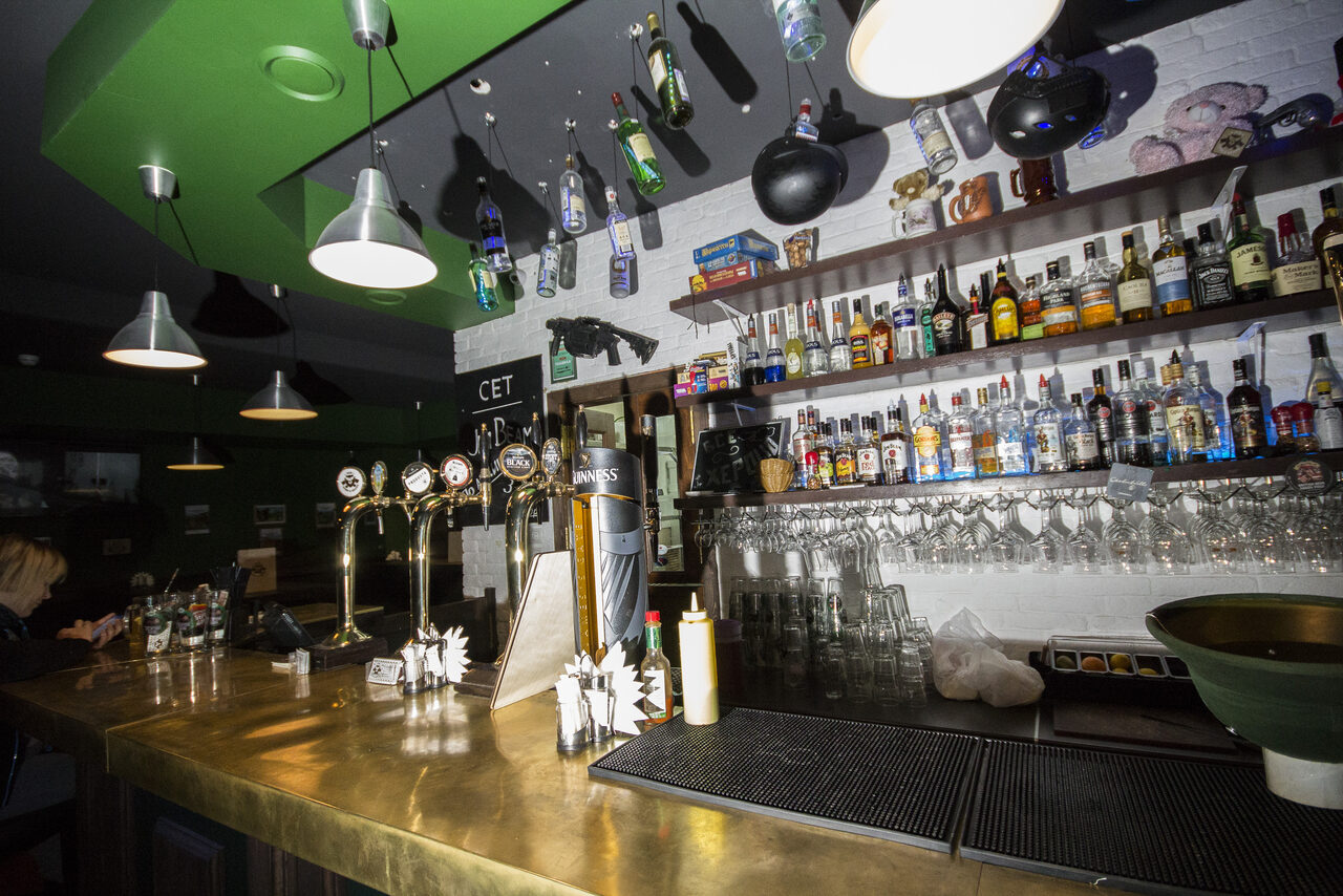 Арендовать Лофт-бар в британском стиле 