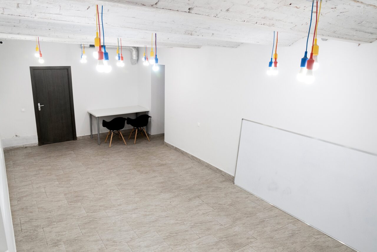 Арендовать Зал со свободной расстановкой мебели