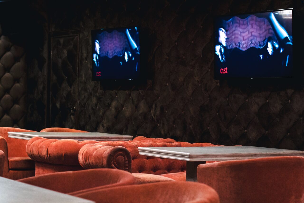 Арендовать Ресторан с караоке La Verona